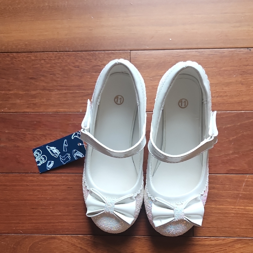 Girls' Sparkly White Dress Shoes with Bow - Picture 8 of 10